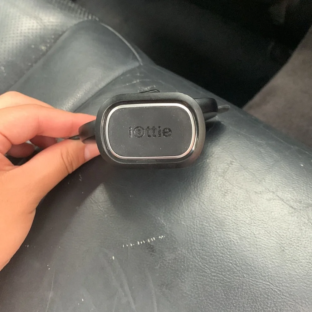 CD Car phone holder